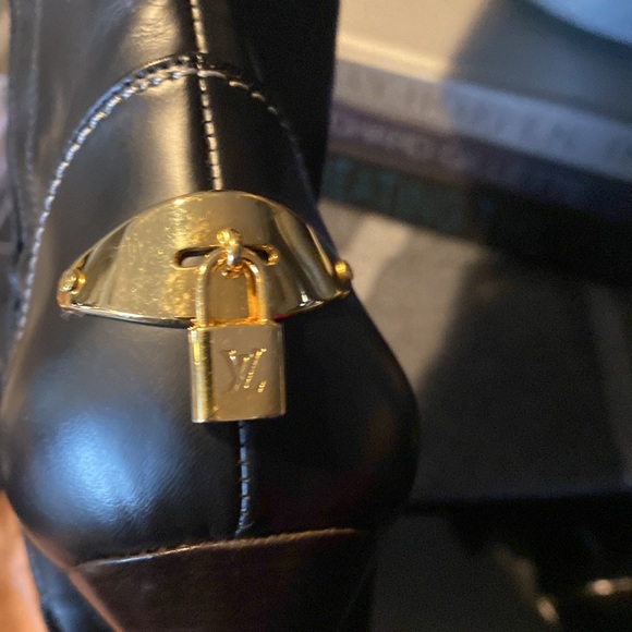 Authentic Louis Vuitton black Gold padlock boots - Picture 8 of 12